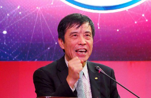 他之前在欧冠比赛中也曾这样做过，在关键比赛中表现出色。